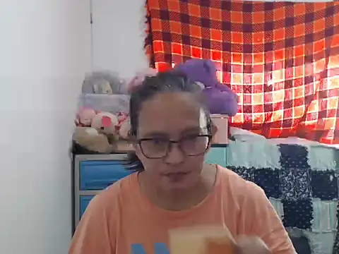 Kinkybela2025 online show from November 20, 2025, 11:37 pm