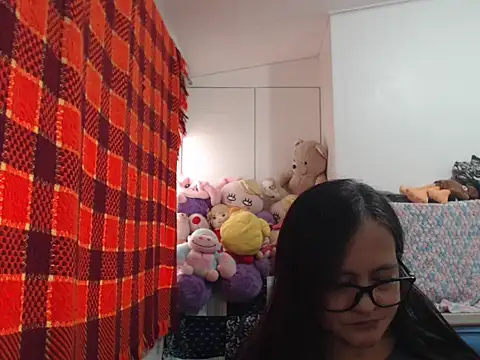 Kinkybela2025 online show from February 4, 2026, 5:02 am