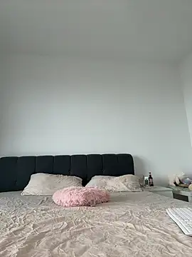 EllaSpark online show from March 19, 2026, 7:34 am