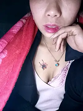 Snapshot of mekaka00 chatting on January 7, 2026, 12:13 am mekaka00 online show from January 7, 2026, 12:13 am