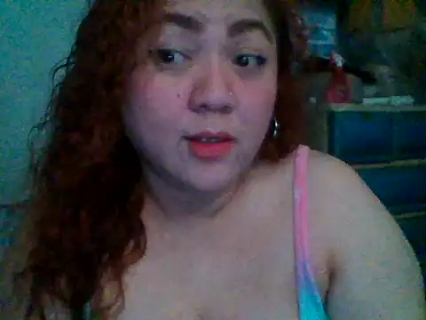 Snapshot of H2ooowIzee22 chatting on October 25, 2025, 9:39 am H2ooowIzee22 online show from October 25, 2025, 9:39 am