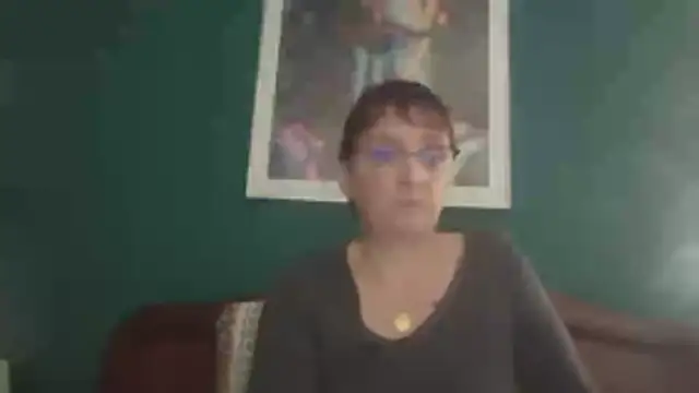 Snapshot of mymybebe chatting on October 21, 2025, 12:28 pm mymybebe online show from October 21, 2025, 12:28 pm