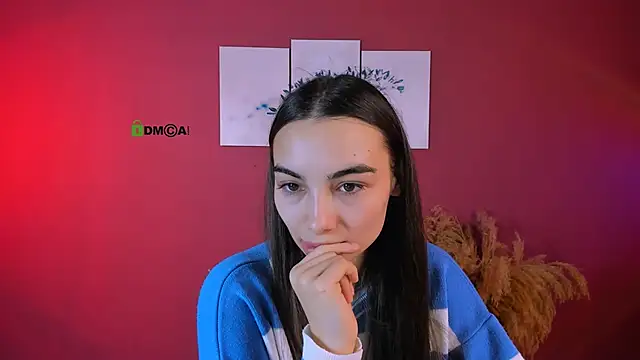 kira light   online show from November 10, 2025, 9:41 am