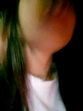 Snapshot of Kati_xx chatting on October 26, 2025, 11:42 pm Kati xx online show from October 26, 2025, 11:42 pm