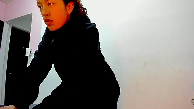 Snapshot of mia_scarlett7 chatting on January 6, 2026, 11:47 am mia scarlett7 online show from January 6, 2026, 11:47 am