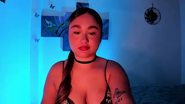 Snapshot of Soouf_ chatting on November 28, 2025, 12:30 pm Soouf online show from November 28, 2025, 12:30 pm