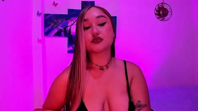 Snapshot of Soouf_ chatting on December 21, 2025, 12:29 am Soouf online show from December 21, 2025, 12:29 am