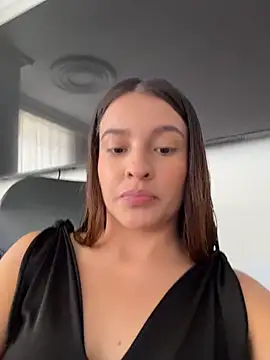 Talia Bonet online show from June 1, 2026, 2:52 pm