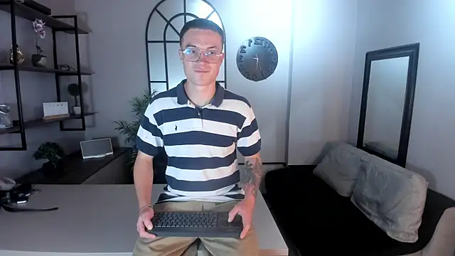 Lil James online show from November 20, 2025, 8:41 pm