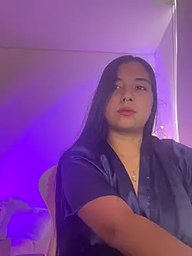 aly nicols online show from October 21, 2025, 6:52 pm