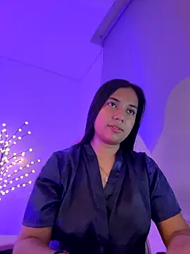 aly nicols online show from October 24, 2025, 12:08 am