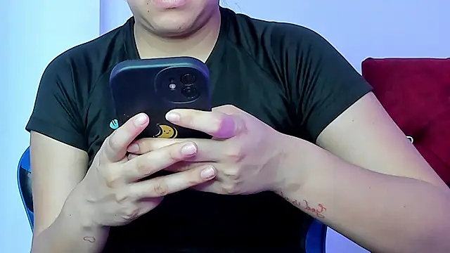 kittymonroe1 online show from April 6, 2026, 4:30 pm