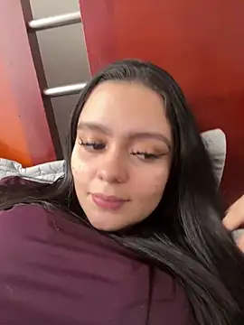 Selena Roa online show from April 11, 2026, 7:07 pm