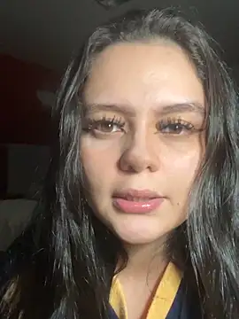 Snapshot of Selena_Roa chatting on June 9, 2026, 11:49 pm Selena Roa online show from June 9, 2026, 11:49 pm