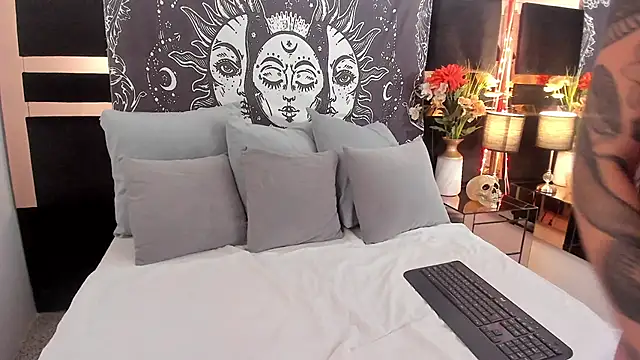 Snapshot of mirandaduboiss chatting on January 5, 2026, 5:27 pm mirandaduboiss online show from January 5, 2026, 5:27 pm