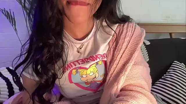 Snapshot of kaithra chatting on November 29, 2025, 10:35 pm kaithra online show from November 29, 2025, 10:35 pm