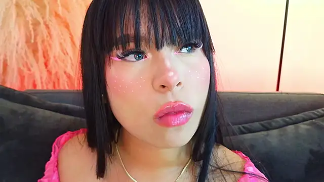 mia roux1 online show from March 11, 2026, 9:54 pm