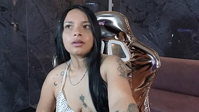 Snapshot of Odette_b chatting on October 23, 2025, 4:01 am Odette b online show from October 23, 2025, 4:01 am