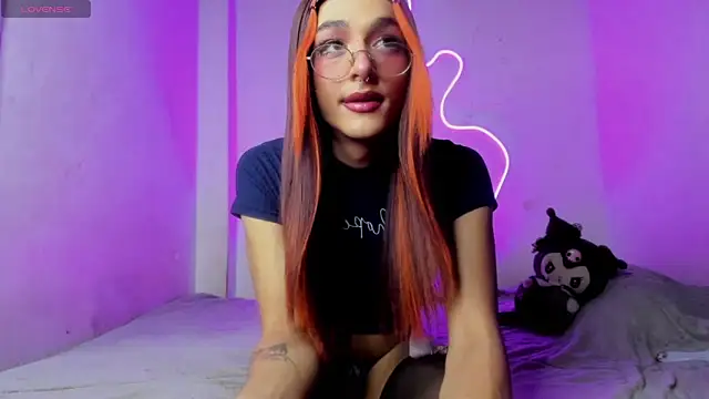 Snapshot of Mika__velvet chatting on October 29, 2025, 7:59 pm Mika  velvet online show from October 29, 2025, 7:59 pm