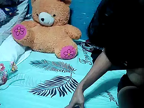 SmallluncutCock online show from November 16, 2025, 5:57 am