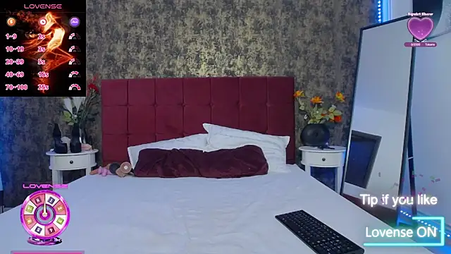 Snapshot of AmberMinxy chatting on February 13, 2026, 4:58 pm AmberMinxy online show from February 13, 2026, 4:58 pm