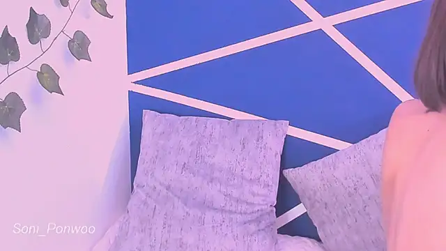 Snapshot of soni_ponwoo chatting on November 21, 2025, 6:06 pm soni ponwoo online show from November 21, 2025, 6:06 pm