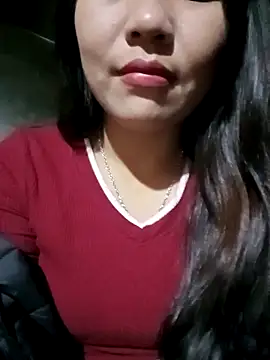 -Lanaa- online show from November 18, 2025, 6:12 pm