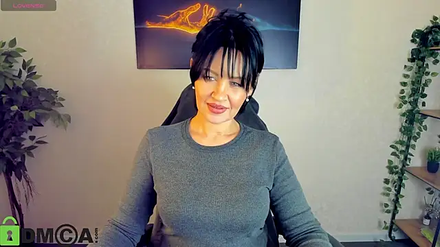 Sara Devills online show from March 25, 2026, 9:59 am