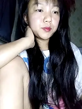 Quynhsumon online show from March 24, 2026, 3:39 pm