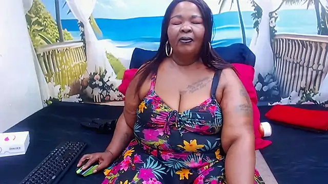 Snapshot of MatureMilfxxx chatting on May 1, 2026, 5:06 pm MatureMilfxxx online show from May 1, 2026, 5:06 pm