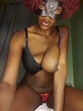 Snapshot of Elihle96 chatting on October 27, 2025, 4:00 pm Elihle96 online show from October 27, 2025, 4:00 pm