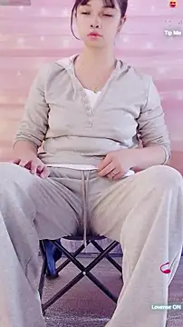 Maomilove1 online show from April 20, 2026, 6:16 am