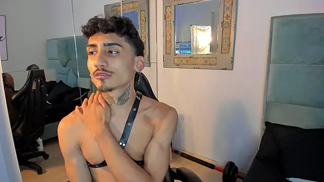 Mr Strike online show from November 11, 2025, 3:06 am