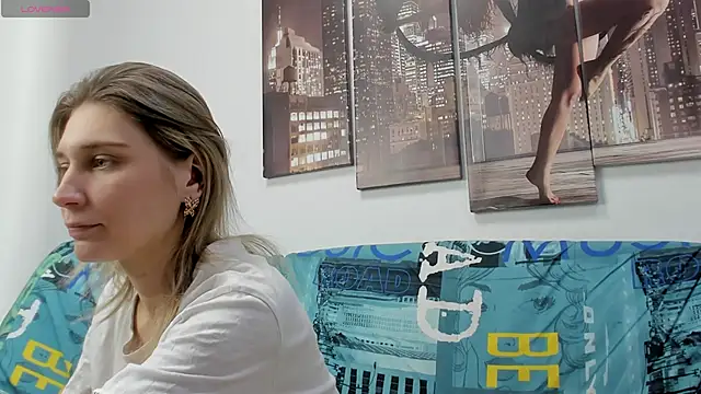 Tenderly Sophie online show from January 9, 2026, 1:19 am