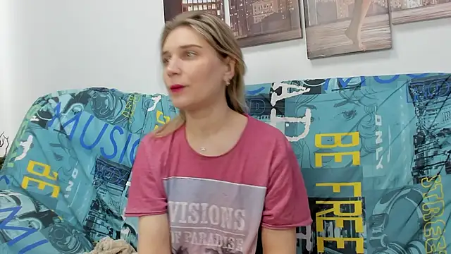 Tenderly Sophie online show from February 19, 2026, 1:23 am