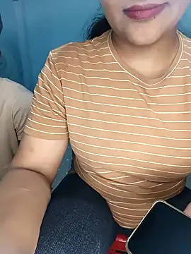 CoupleShow 432 online show from November 23, 2025, 1:44 pm