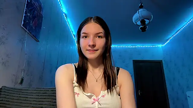 Beauty miIa online show from November 30, 2025, 5:39 pm