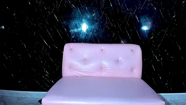 DoublePleasureX  online show from October 29, 2025, 5:20 am