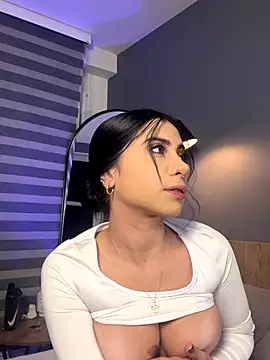 Snapshot of Leila_Carteer chatting on November 28, 2025, 10:34 pm Leila Carteer online show from November 28, 2025, 10:34 pm