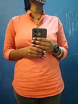 Rinki hoty online show from October 25, 2025, 7:05 am