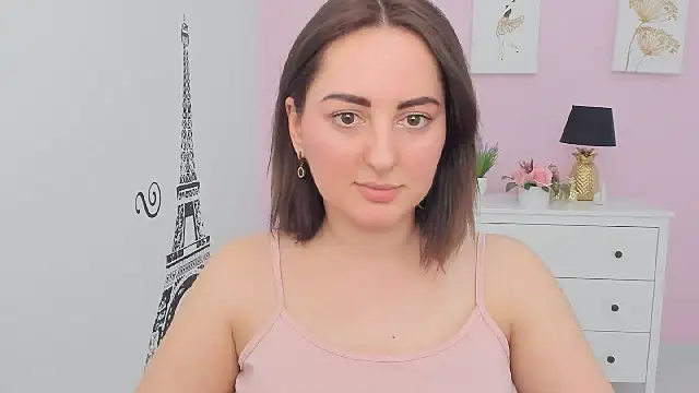 NoraSimons online show from March 12, 2026, 1:39 pm