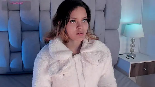 Amatista desire online show from January 14, 2026, 12:33 pm