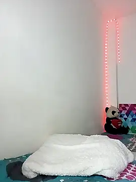 tattyHot95 online show from November 29, 2025, 7:17 pm