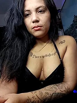 tattyHot95 online show from February 11, 2026, 1:05 pm