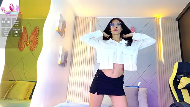 Sara swift9 online show from November 28, 2025, 8:00 pm