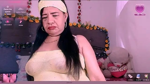 Snapshot of Soraya_hott chatting on February 7, 2026, 11:58 am Soraya hott online show from February 7, 2026, 11:58 am