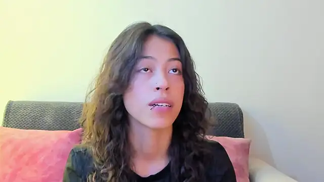 emily jonessxx online show from November 23, 2025, 7:13 pm