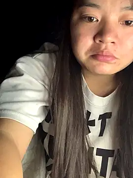 Snapshot of kimyonon chatting on November 12, 2025, 5:46 pm kimyonon online show from November 12, 2025, 5:46 pm