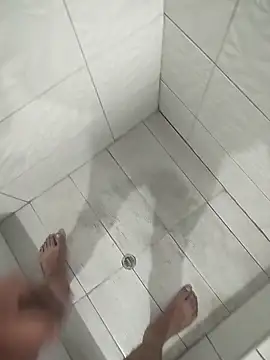 Niyorquino26 online show from October 23, 2025, 1:43 pm