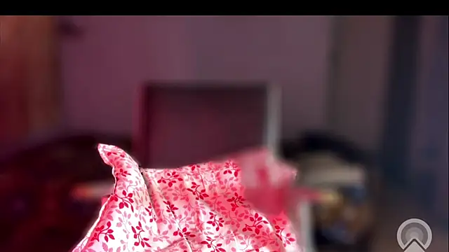 GiggleNGrind online show from November 13, 2025, 9:36 pm